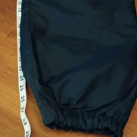 L.L. Bean Vintage Navy Blue Snowpants. Size Large. Nice Long Zippers. - Picture 11 of 11
